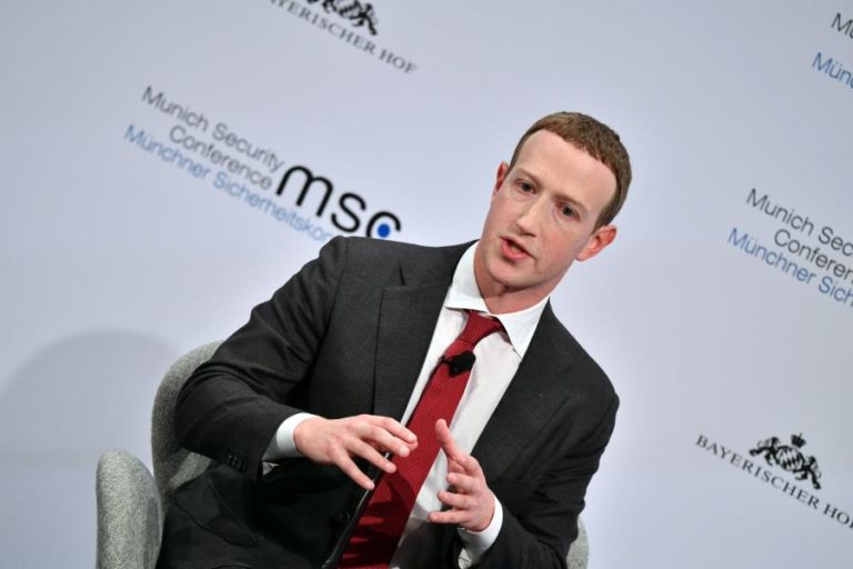 ZUCKERBERG TEM DE ASSUMIR RESPONSABILIDADE PELO PAPEL DA FACEBOOK – COMISSÃO EUROPEIA