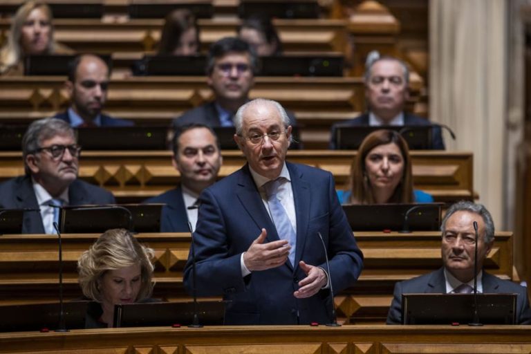 RIO ACUSA GOVERNO DE MENTIR SOBRE CONSEQUÊNCIAS DA SUSPENSÃO DA LINHA CIRCULAR DO METRO DE LISBOA