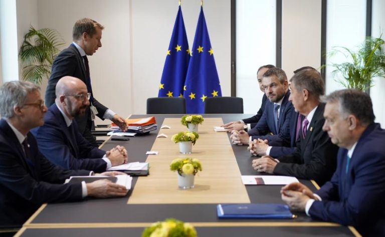 LÍDERES EUROPEUS ANALISAM PROPOSTA DE ORÇAMENTO AINDA MENOS AMBICIOSA MAS COM REFORÇO NA COESÃO