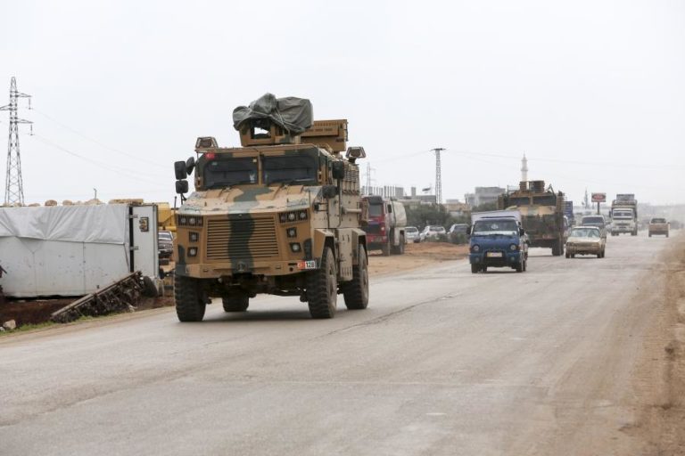 ATAQUE DO EXÉRCITO CAUSA MORTE A 20 CIVIS NA SÍRIA