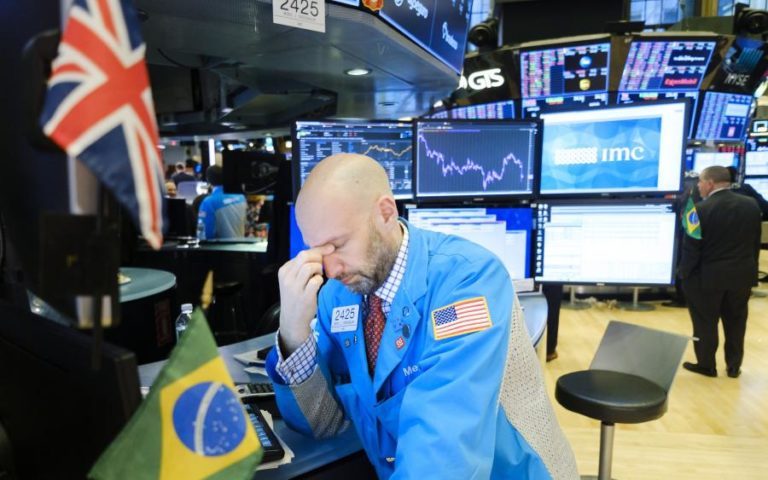 DOW JONES FECHA COM QUEDA DE 3,15% COM RECEIO DE PROPAGAÇÃO DO CORONAVÍRUS