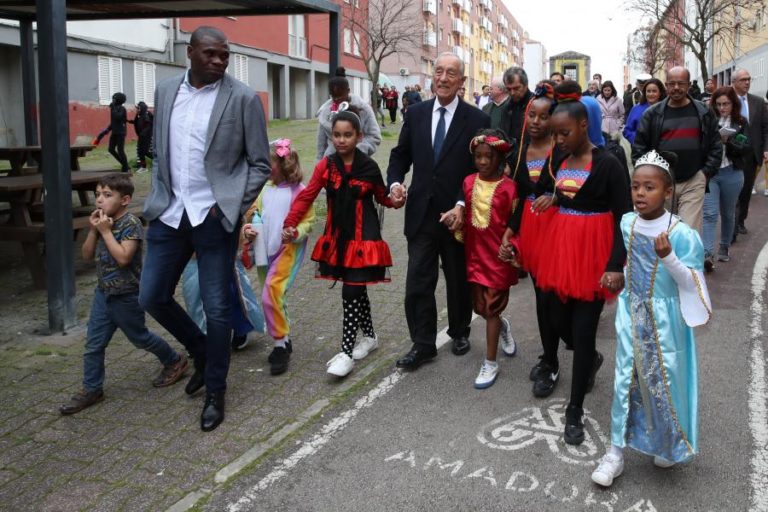 PRESIDENTE “MARAVILHADO” COM “OBRA EXCECIONAL” DA ACADEMIA DO JOHNSON