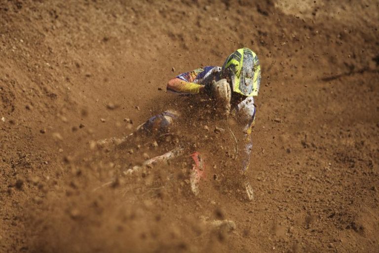 COVID-19: FEDERAÇÃO DE MOTOCICLISMO CANCELA PROVAS E ADIA MUNDIAL DE MOTOCROSSE