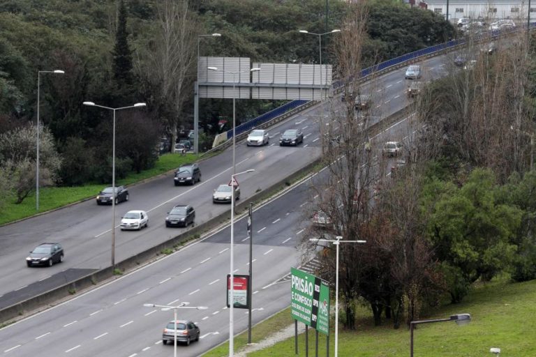 TRÂNSITO NA SEGUNDA CIRCULAR CONDICIONADO A PARTIR DE TERÇA-FEIRA E ATÉ JUNHO