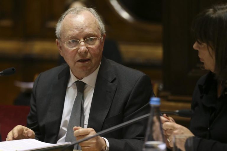 CORREIA DE CAMPOS RETIRA-SE DE ELEIÇÃO PARA A PRESIDÊNCIA DO CONSELHO ECONÓMICO E SOCIAL