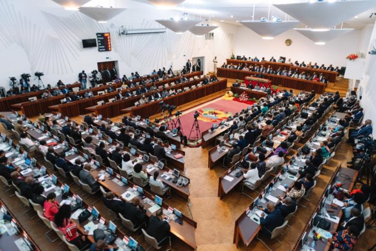 NOVO PARLAMENTO MOÇAMBICANO MARCA PRIMEIRA SESSÃO ORDINÁRIA PARA 25 DE MARÇO A 29 DE MAIO
