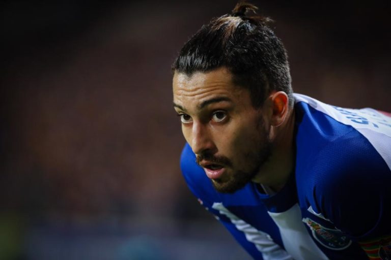 COVID-19: ALEX TELLES E PIZZI DÃO ‘RECOMENDAÇÕES’ EM INICIATIVA DA LIGA E DA DGS