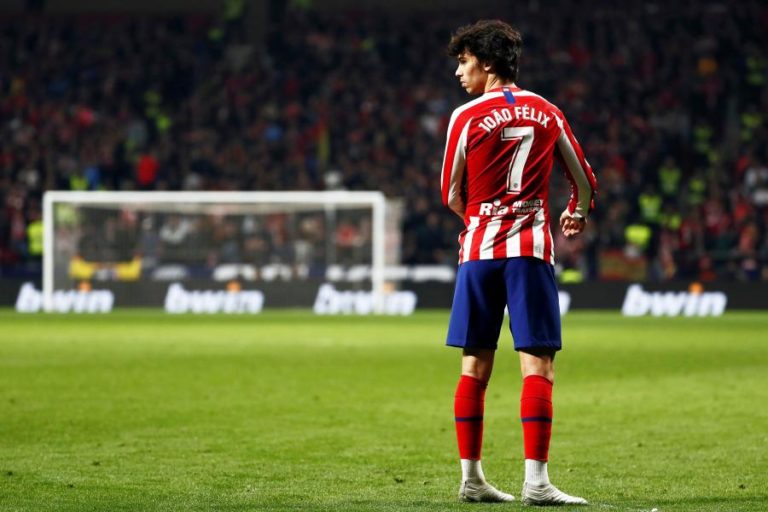 SIMEONE DEVOLVE A TITULARIDADE A JOÃO FÉLIX NO JOGO COM O SEVILHA