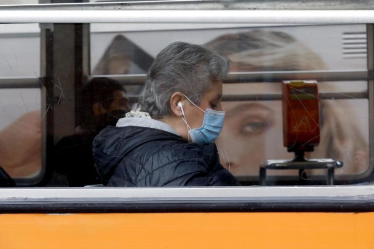 COVID-19: ITÁLIA REGISTA MAIS 196 MORTOS NUM DIA E CHEGA AOS 827