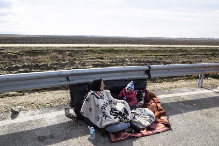 PLATAFORMA DE APOIO AOS REFUGIADOS DISPONÍVEL PARA ACOLHER REFUGIADOS SÍRIOS DA TURQUIA