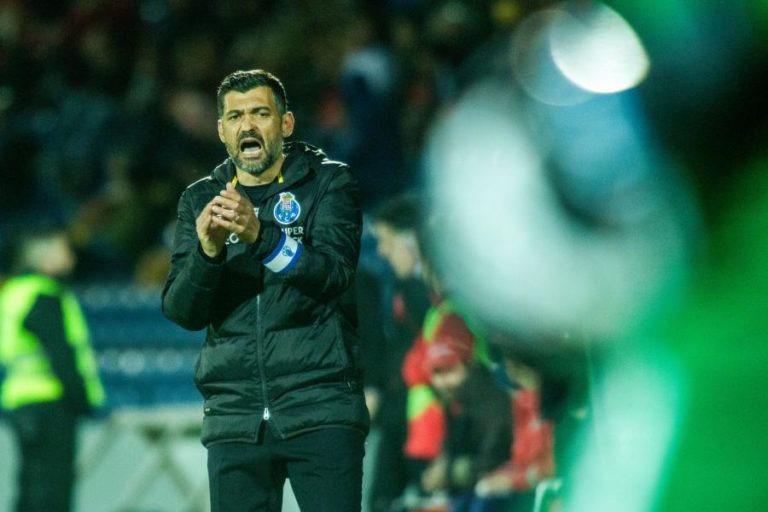 SÉRGIO CONCEIÇÃO LEMBRA QUE O FC PORTO “AINDA NÃO GANHOU NADA”