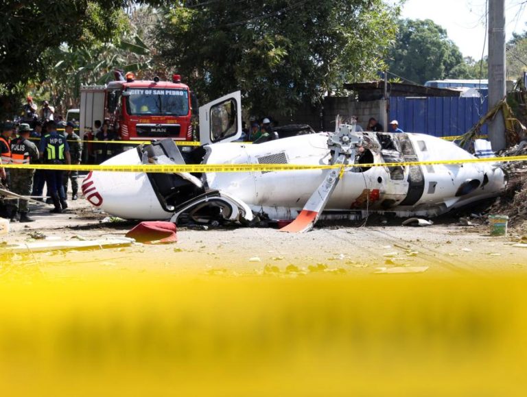 PELO MENOS OITO FERIDOS EM QUEDA DE HELICÓPTERO NAS FILIPINAS