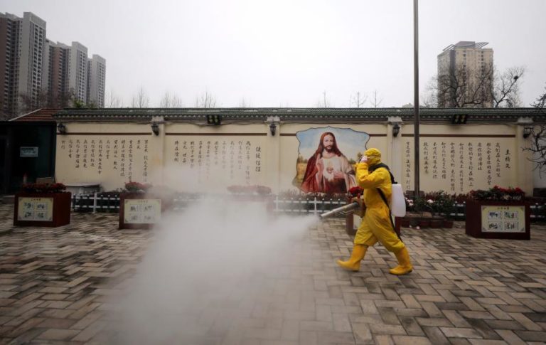 COVID-19: PROVÍNCIA CHINESA DE HUBEI SUSPENDE PARCIALMENTE MEDIDAS DE QUARENTENA