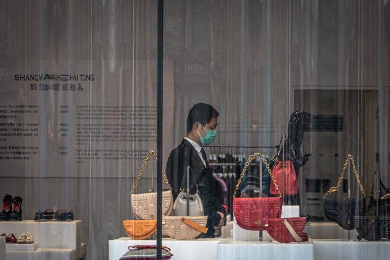 COVID-19: CHINA COM MAIS 27 MORTES