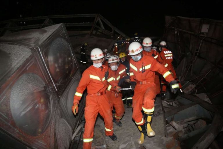 NÚMERO DE MORTOS NO HOTEL QUE RUIU NA CHINA SOBE PARA 10