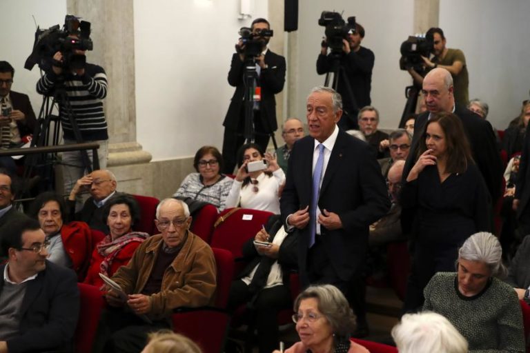 COVID-19: MARCELO ENALTECE FORMA “MADURA” COMO PORTUGUESES TÊM REAGIDO