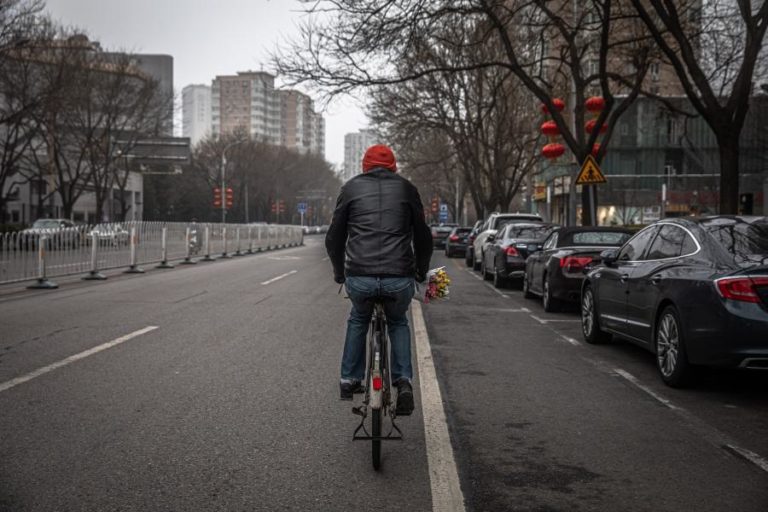 COVID-19: VENDAS DE AUTOMÓVEIS NA CHINA CAEM MAIS DE 80% EM FEVEREIRO