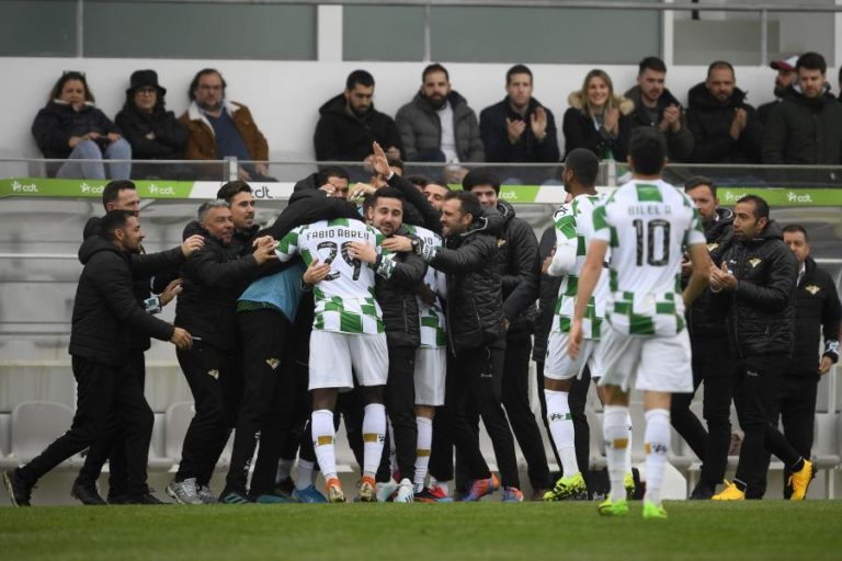MOREIRENSE VENCE MARÍTIMO E SOBE A OITAVO DA I LIGA