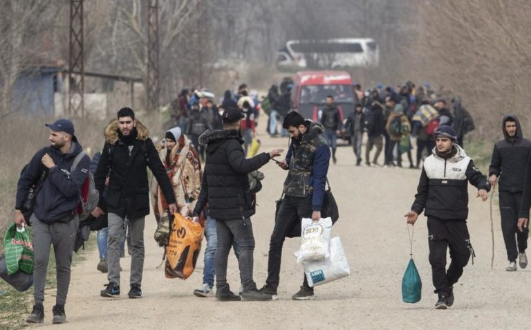 MIGRAÇÕES: TURQUIA ESPERA TER ACORDO COM A UE ATÉ 26 DE MARÇO