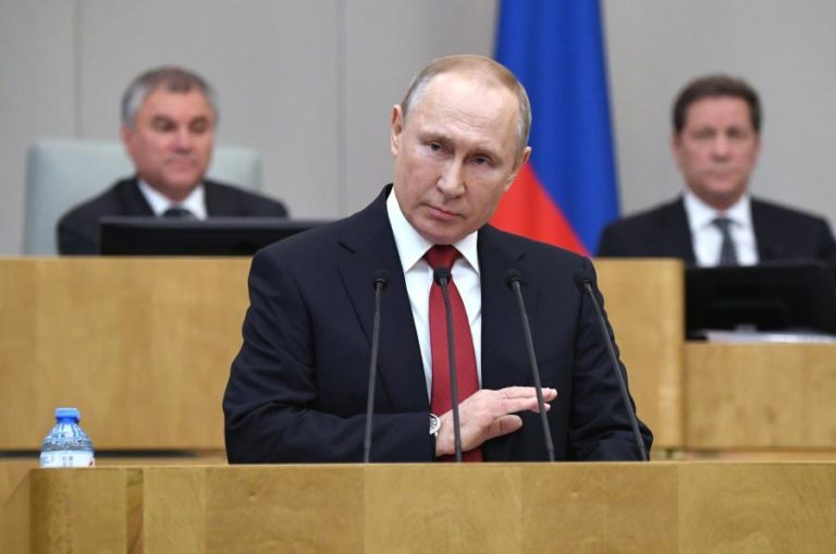 PUTIN ASSINA LEI QUE PERMITE A SUA CONTINUIDADE NO PODER APÓS 2024