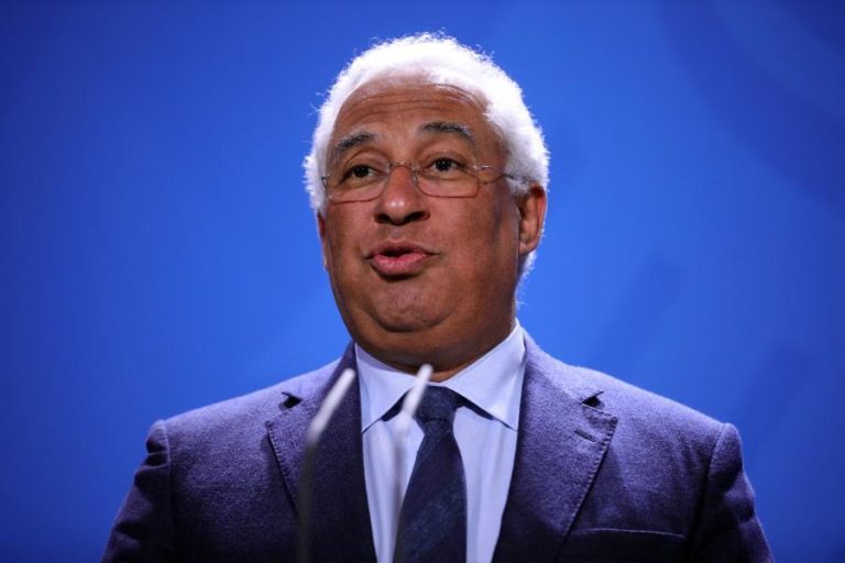 COVID-19: COSTA CONVOCOU PARA 5.ª FEIRA TODOS OS PARTIDOS COM ASSENTO PARLAMENTAR