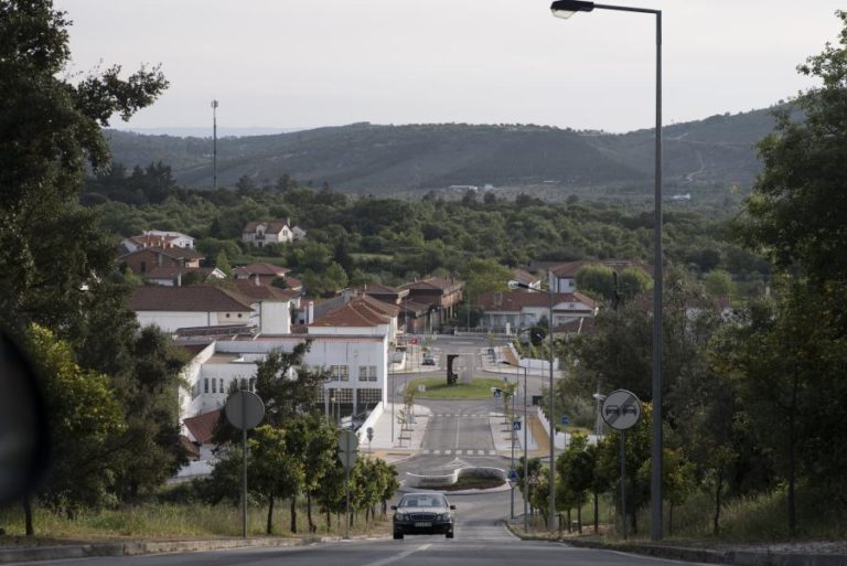 COVID-19: IDOSOS INFETADOS EM LAR DE ALVAIÁZERE ESTÃO ESTÁVEIS E ASSINTOMÁTICOS