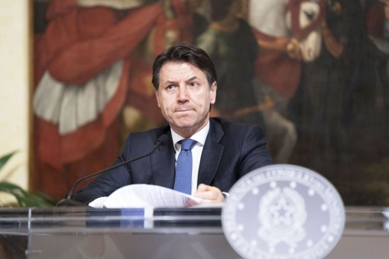 COVID-19: PRIMEIRO-MINISTRO ITALIANO PEDE À ALEMANHA MAIS SOLIDARIEDADE EUROPEIA
