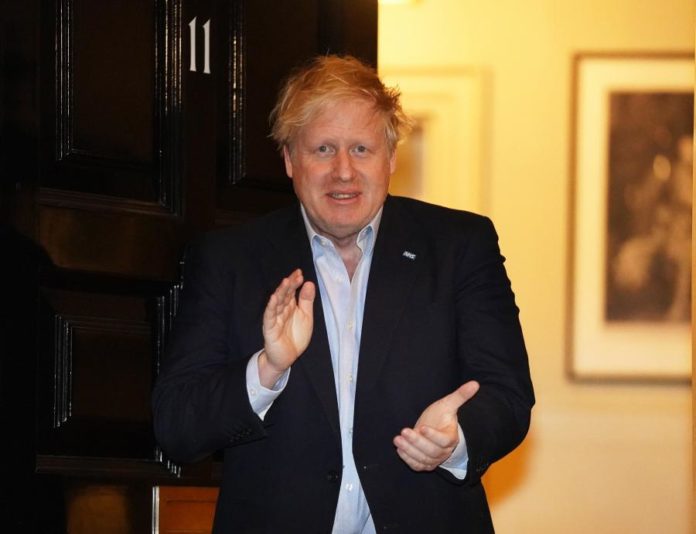 28571187.jpg