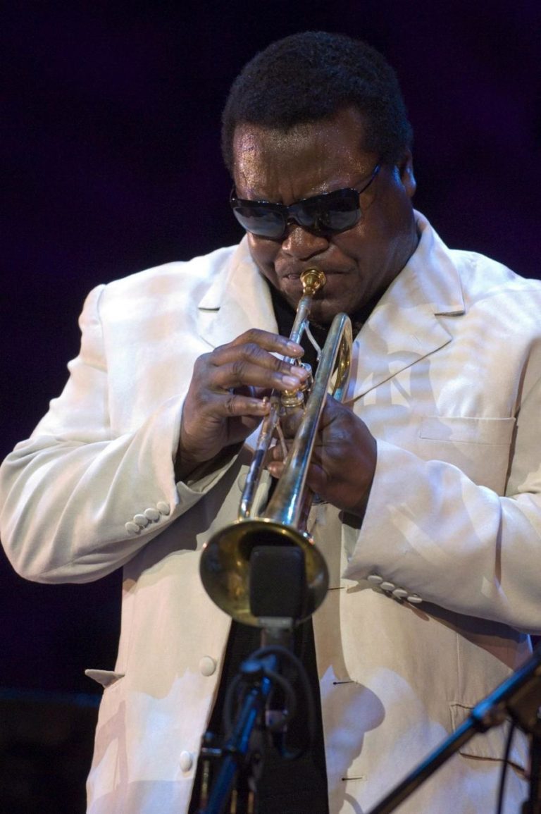 COVID-19: MORREU TROMPETISTA NORTE-AMERICANO WALLACE RONEY