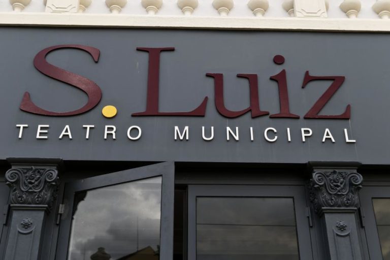 TEATRO S. LUIZ COMEMORA 126 ANOS COM TRANSMISSÃO ‘ONLINE’ DE “A FILHA DO TAMBOR”