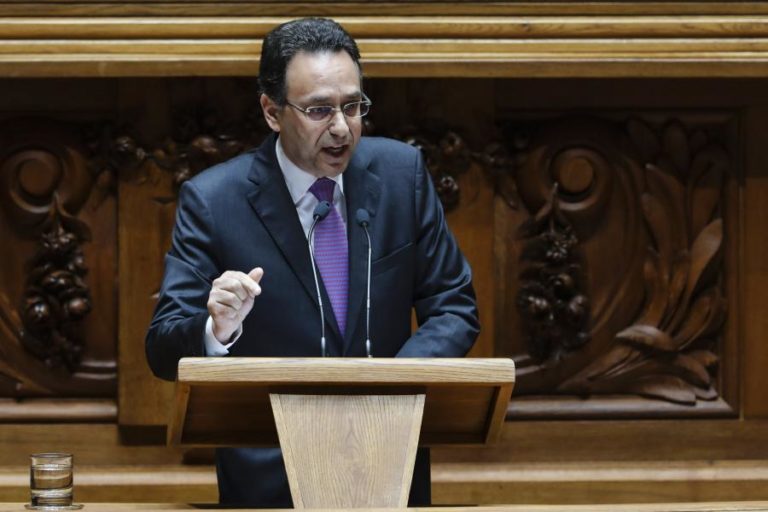 PORFÍRIO SILVA ADVERTE PARA RISCOS DE UMA CANDIDATURA PRESIDENCIAL POPULISTA NA ÁREA DO PS