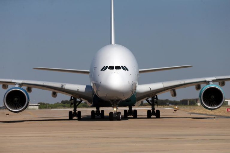 COVID-19: PAÍSES DA UE NÃO SE CONCERTARAM SOBRE ABERTURAS DE FRONTEIRAS