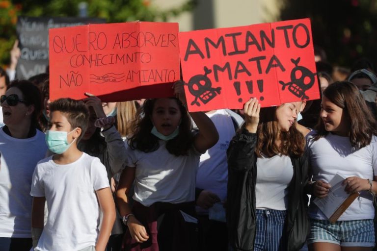 MEDIDA DO GOVERNO PARA TIRAR AMIANTO DAS ESCOLAS É POSITIVA, MAS NÃO CHEGA – QUERCUS