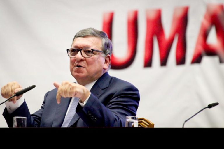 COVID-19: MAIS DE 140 LÍDERES MUNDIAIS PEDEM VACINA GRATUITA PARA TODOS