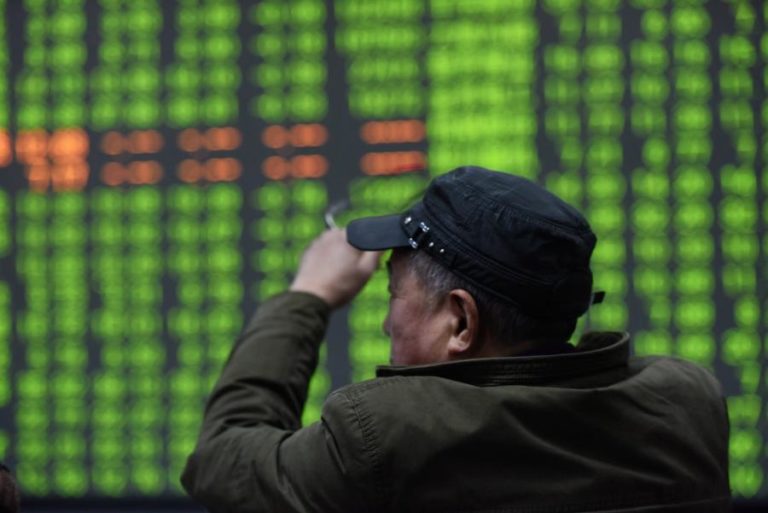 BOLSA DE XANGAI ABRIU A CAIR 0,07%