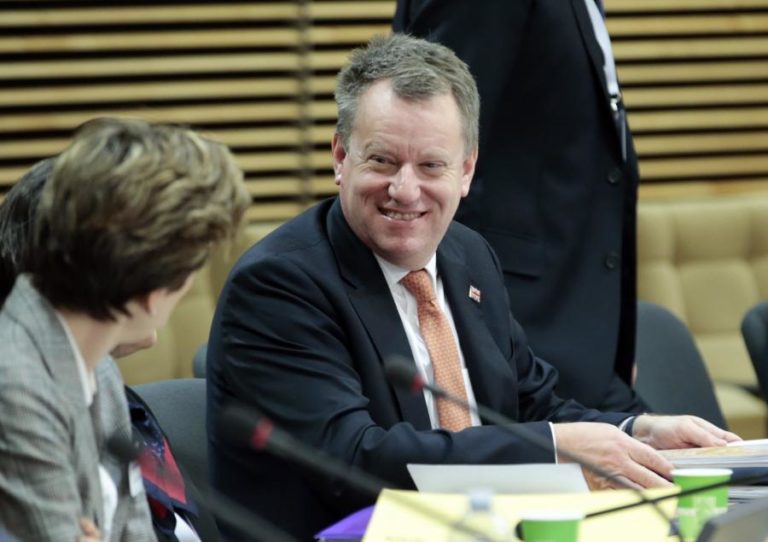 NEGOCIADOR BRITÂNICO ADMITE QUE PANDEMIA ATRASOU NEGOCIAÇÕES PARA ACORDO PÓS-‘BREXIT’