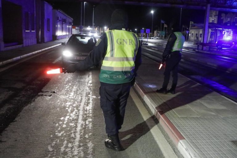 GNR DETEVE CASAL POR TRÁFICO DE ESTUPEFACIENTES EM VILAR FORMOSO