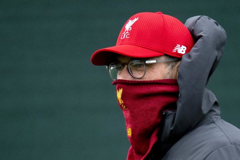 COVID-19: KLOPP ENTUSIASMADO POR VOLTAR A REUNIR O PLANTEL DO LIVERPOOL