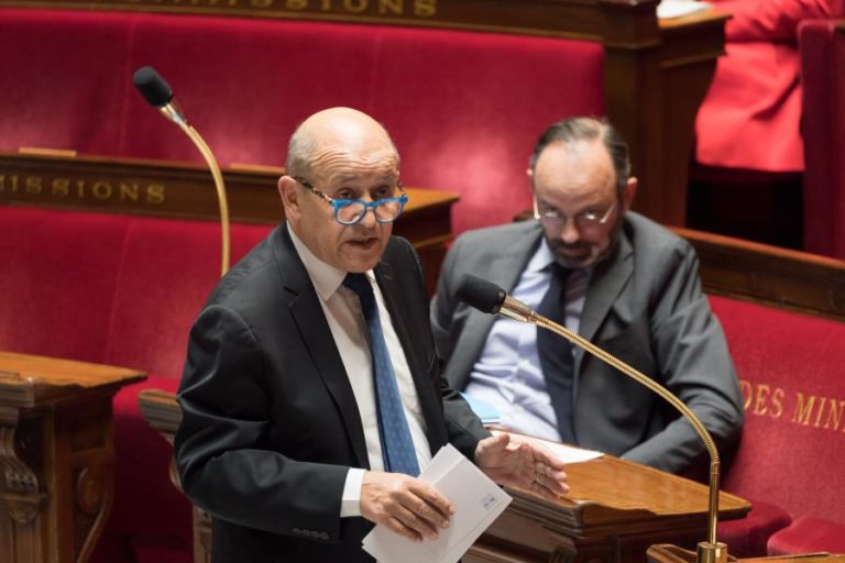 FRANÇA REPROVA CONDENAÇÃO “POLÍTICA” NO IRÃO DE ANTROPÓLOGA FRANCO-IRANIANA
