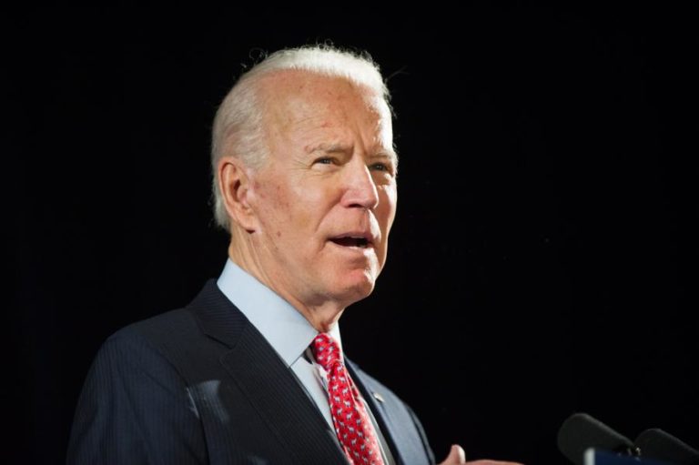 JOE BIDEN CONTRATA 600 FUNCIONÁRIOS PARA CAMPANHA PRESIDENCIAL