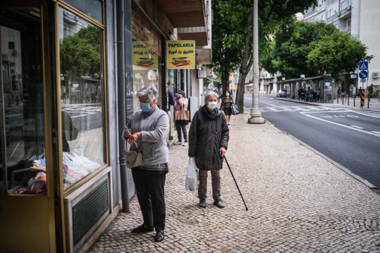 INFLAÇÃO RECUA EM ABRIL NA ZONA EURO E UE, PORTUGAL COM TAXA NEGATIVA