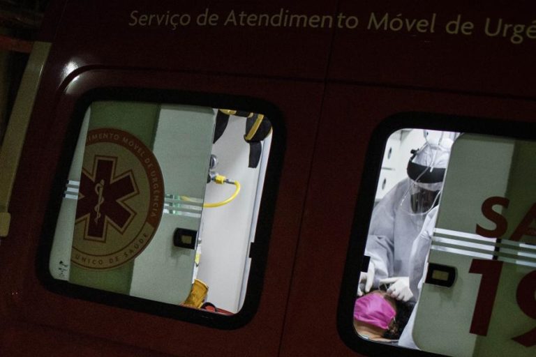COVID-19: BRASIL COM MAIS DE 15 MIL MORTOS E COM 233.142 CASOS CONFIRMADOS