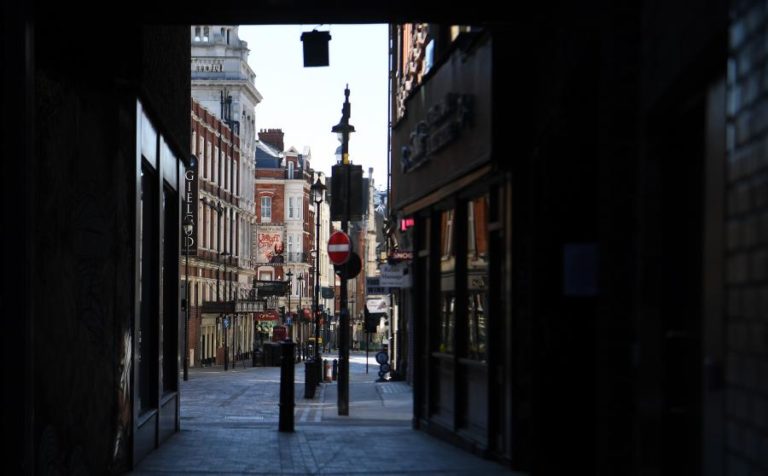 COVID-19: DESEMPREGO DISPAROU 69% EM ABRIL NO REINO UNIDO