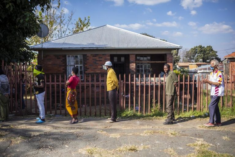 COVID-19: NÚMERO DE MORTOS EM ÁFRICA SOBE PARA 2.630 EM MAIS DE 78 MIL CASOS