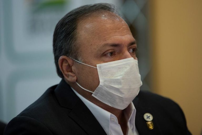 MINISTRO INTERINO DA SAÚDE DO BRASIL NOMEIA MAIS QUATRO MILITARES PARA A PASTA