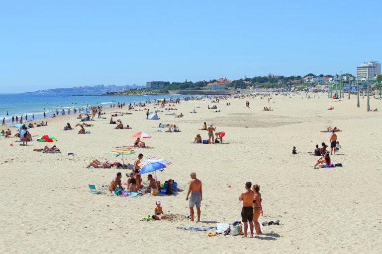 TEMPERATURAS MÁXIMA ACIMA DO NORMAL ATÉ TERÇA-FEIRA EM PORTUGAL CONTINENTAL