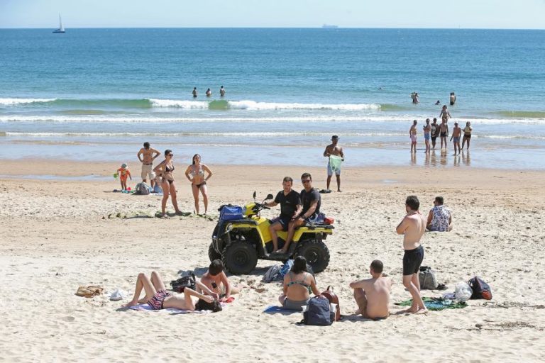 COVID-19: PRAIAS DEVEM TER EQUIPA DE INFORMAÇÃO E SEGURANÇA PARA AVALIAR IMPLEMENTAÇÃO DAS MEDIDAS