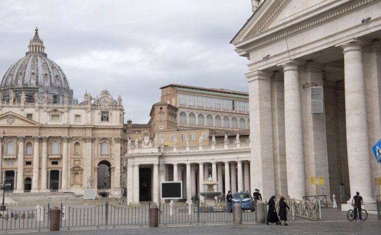 VATICANO OFERECEU-SE PARA MEDIAR CRISE POLÍTICA EM TIMOR-LESTE E XANANA REJEITA