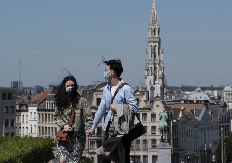 COVID-19: BÉLGICA COM MENOS CASOS MAS MAIS MORTES NAS ÚLTIMAS 24 HORAS