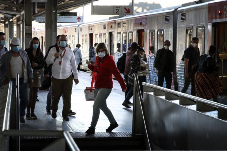 COVID-19: METRO E COMBOIO EM LISBOA COM MAIS UTENTES MAS LONGE DAS “ENCHENTES” PRÉ-PANDEMIA